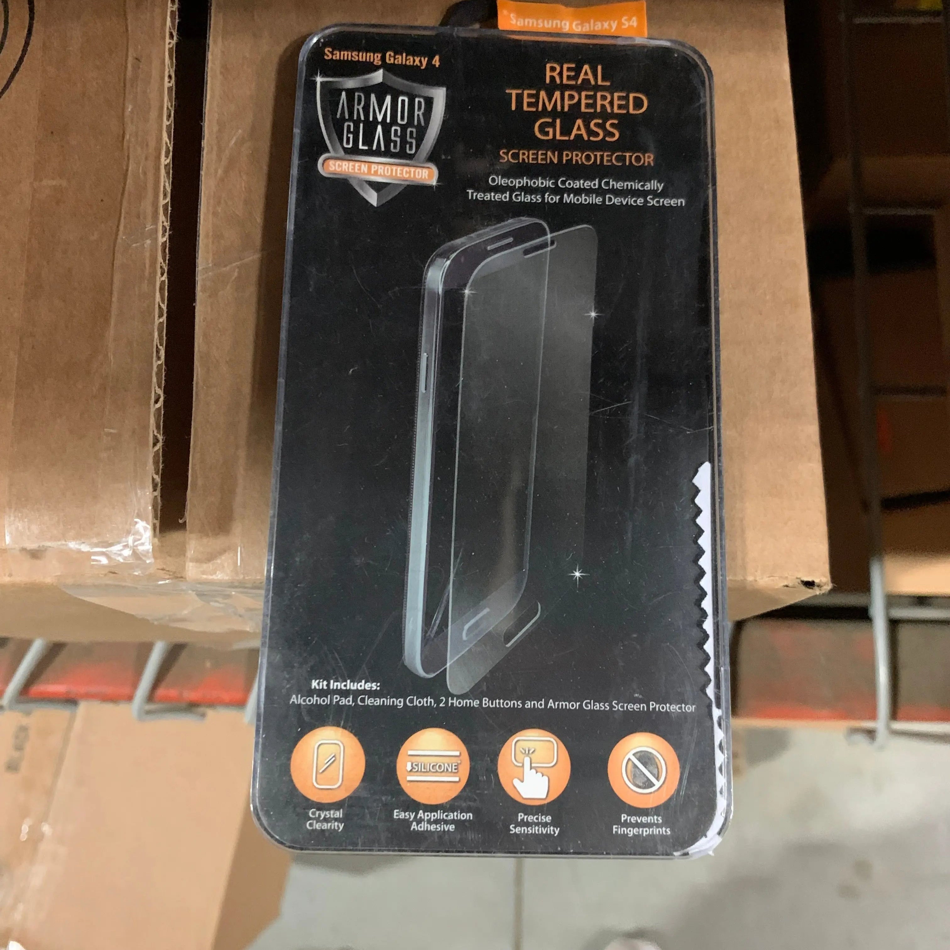 ITEM NUMBER 020333L SS4 PROTECT GLASS SCREEN - STORE SURPLUS NO DISPLAY 4 PIECES PER PACK STORE SURPLUS