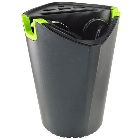 ITEM NUMBER 021522L CUP HOLDER CHARGER - STORE SURPLUS NO DISPLAY 4 PIECES PER PACK STORE SURPLUS