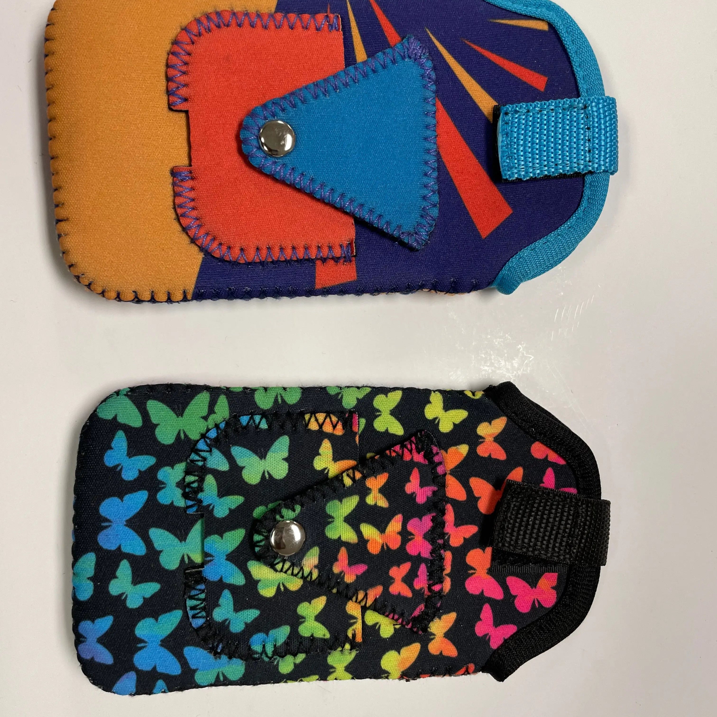 ITEM NUMBER 026347L EARBUD CELL POUCH - STORE SURPLUS NO DISPLAY 2 PIECES PER PACK STORE SURPLUS
