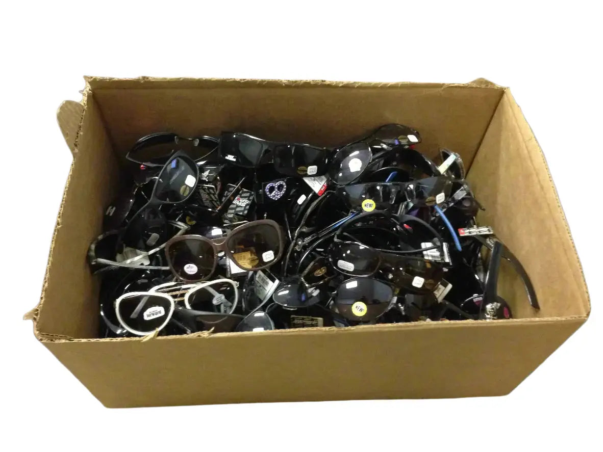 ITEM NUMBER 066042 MIX SUNGLASSES 100 PIECES PER BOX BULK PRODUCT