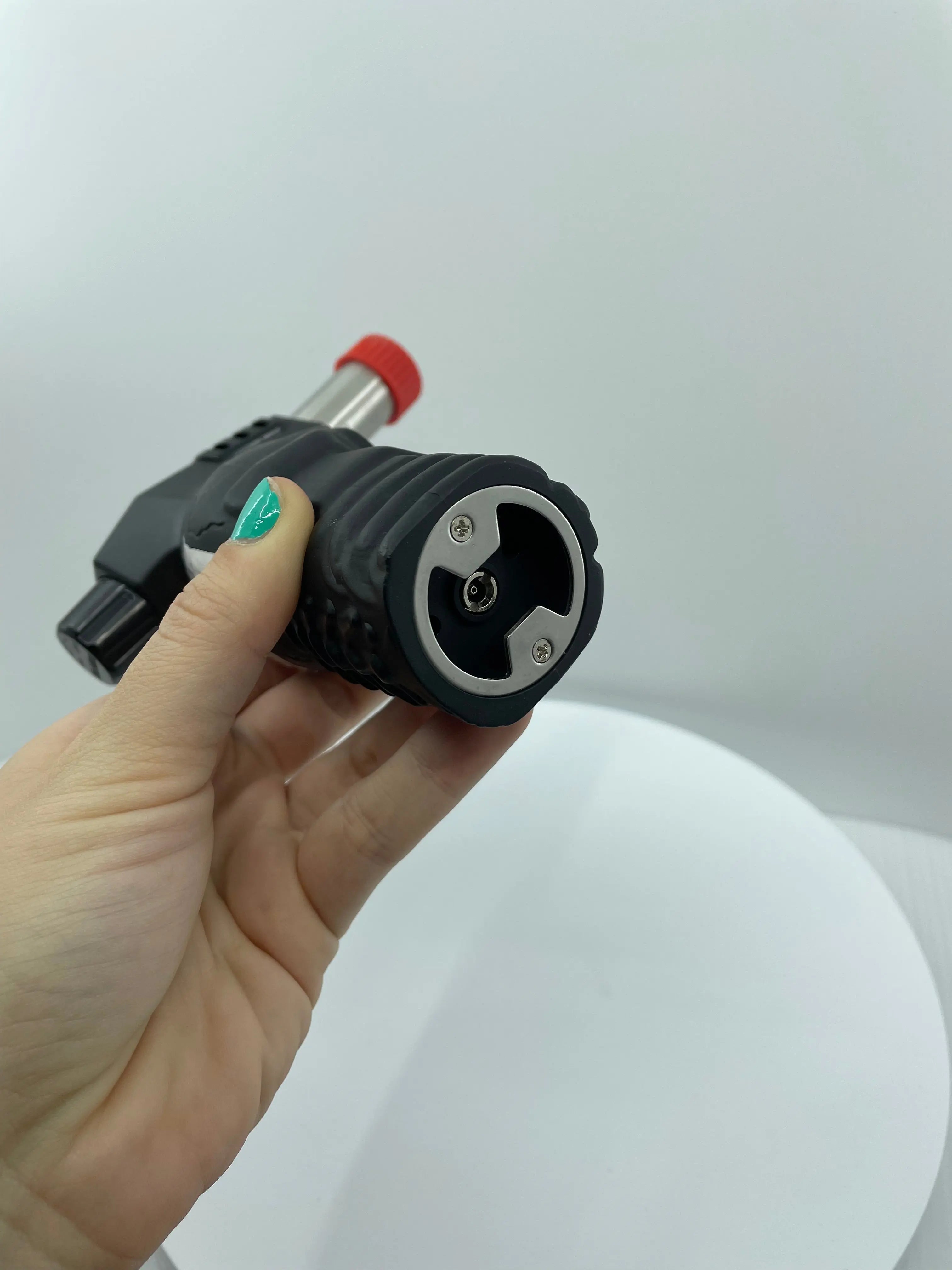 ITEM NUMBER 022593 MAGNUM SKULL TORCH 6 PIECES PER DISPLAY WHOLESALE